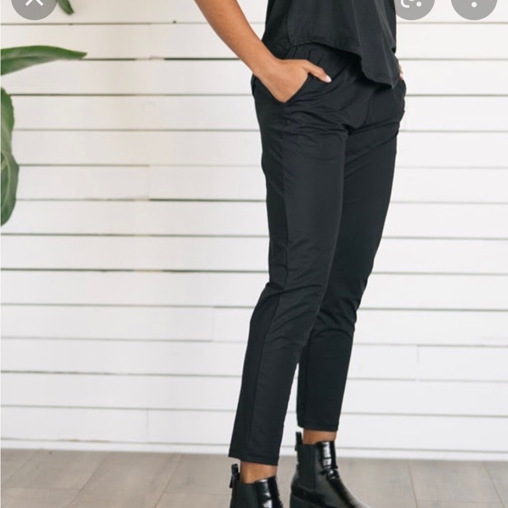 Black Zyia Everywhere pants size XL